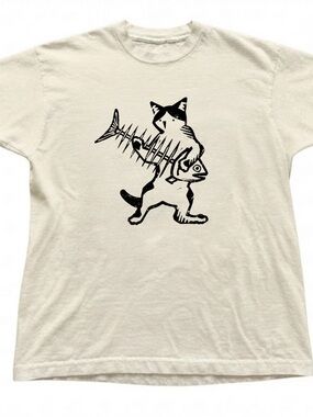 Cat Holding Fish Skeleton Graphic Tee Gildan Cream T-Shirt